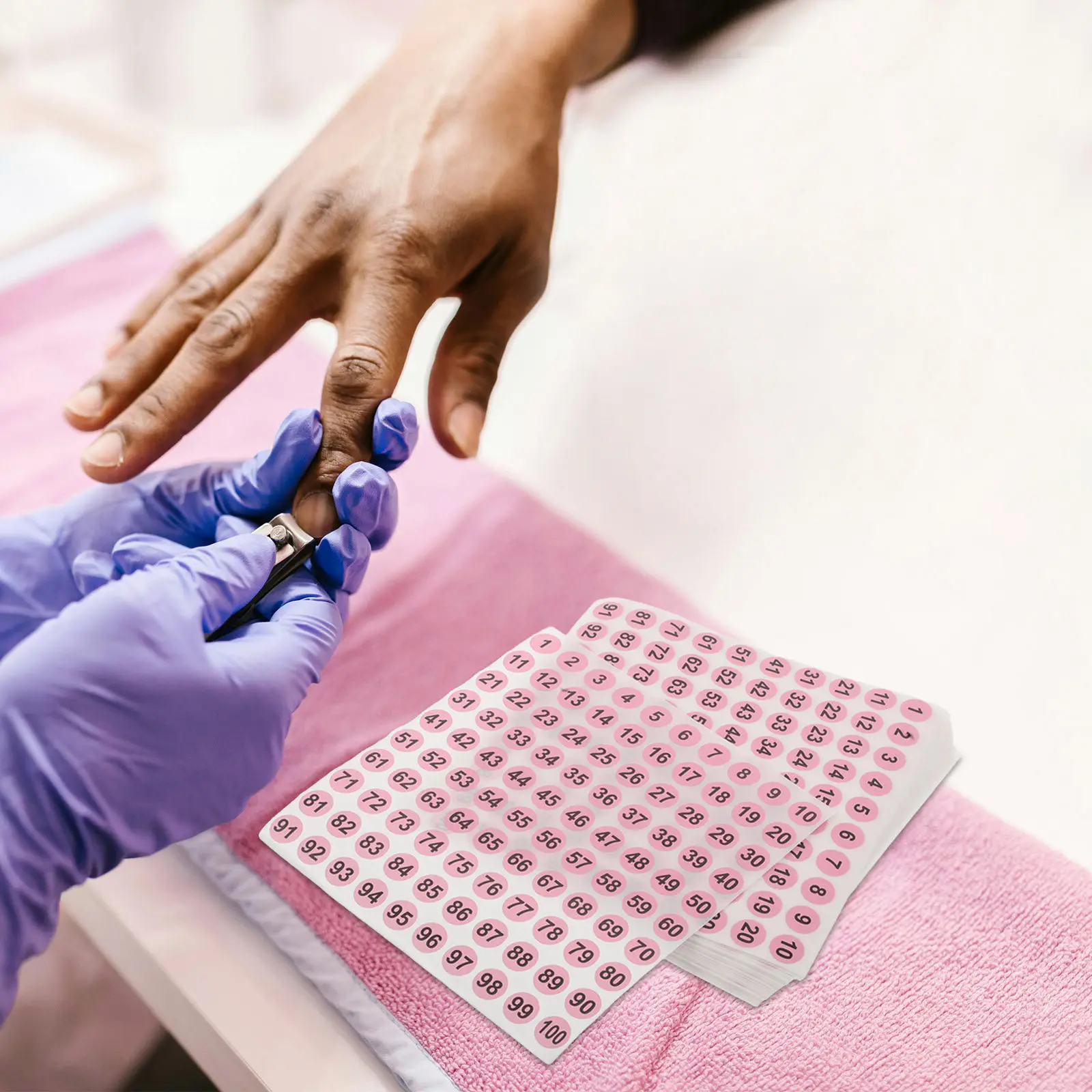 

50Pcs Nail Art Tool Stickers Self Adhesive Number Labels 1-100 Mini Color Coding Decals for Organizing Manicure Equipment