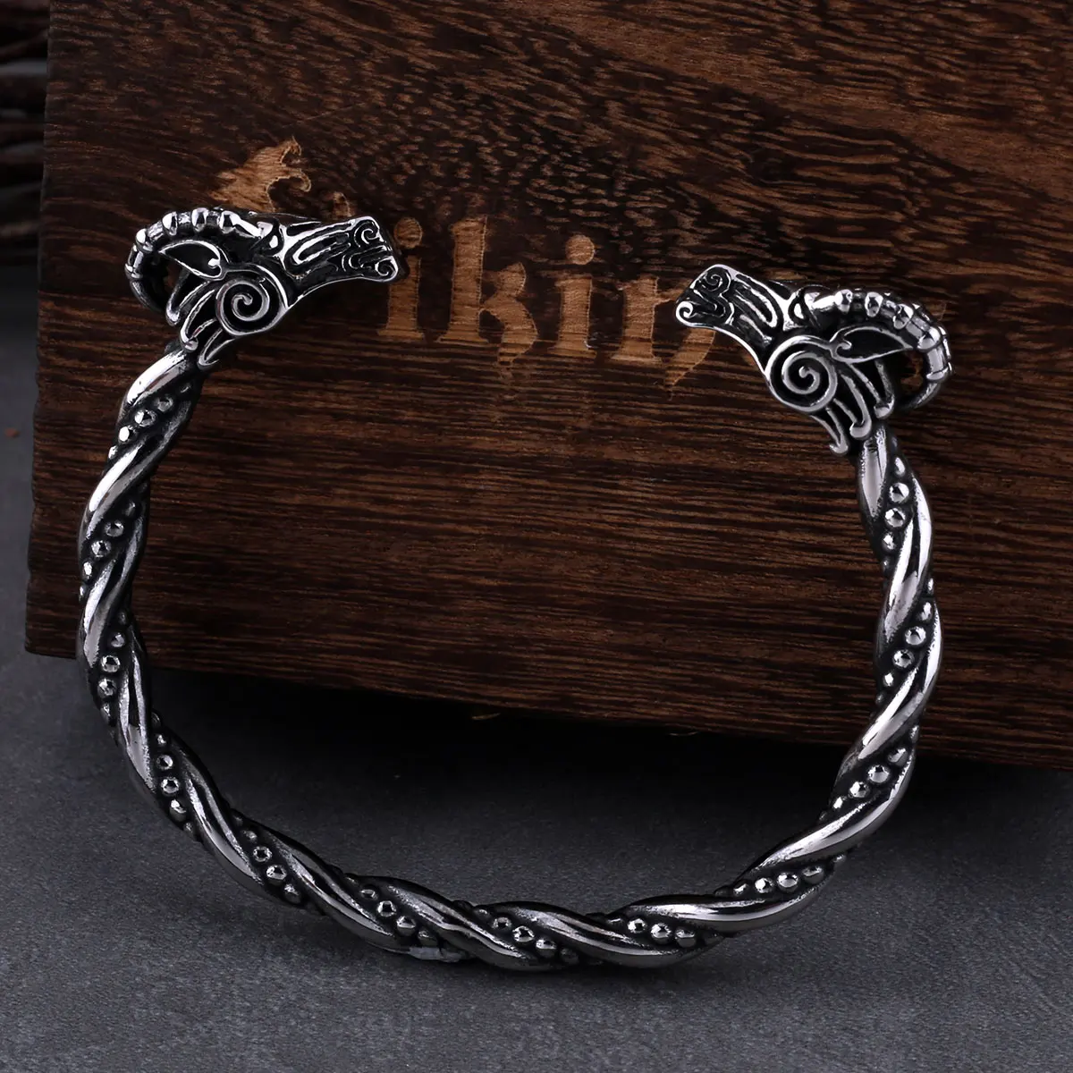 

Viking Nordic Goat Head Animal Men Cuff Bracelet High Quality Fashion Stainless Steel Jewelry With Wooden Box