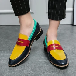 Szpiczaste skórzane buty retro dla mężczyzn Business casual lakierowane mokasyny męskie sznurowane mokasyny eleganckie luksusowe buty czarny brązowy