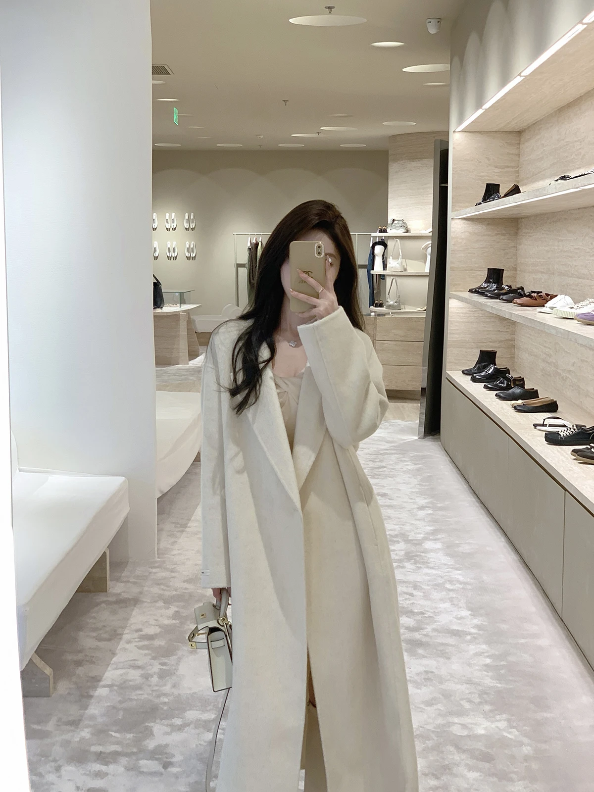 

JustQin Double-Faced Woolen Coat Women's Mid-Length Shape Outerwear Winter Season Commute Style Single-Button Closure Long Sl...