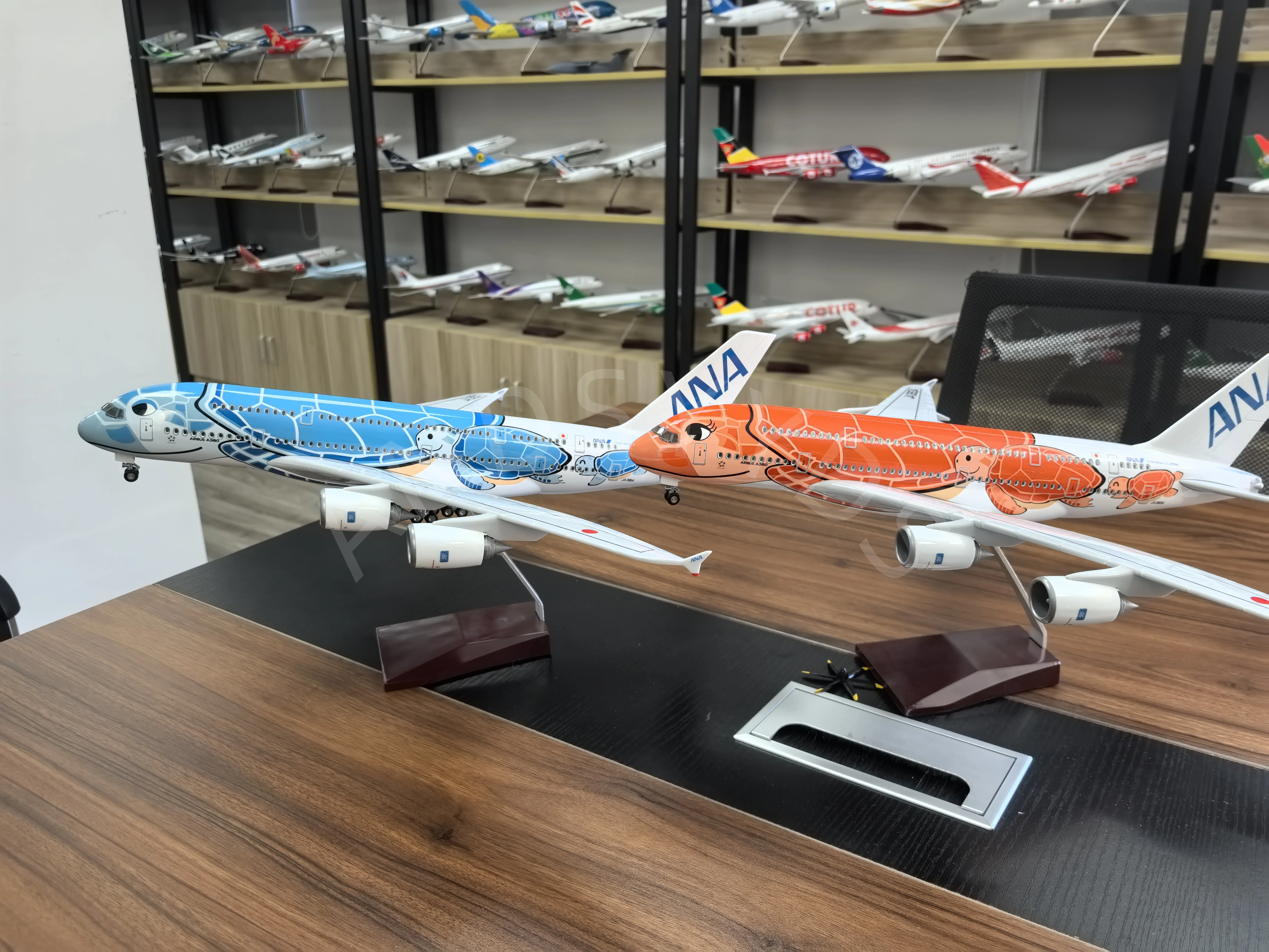 Nuevo modelo de avión SeaTurtle a380 de 47cm, Kits de modelos de avión de tortuga A380 con rueda, juguetes de resina, colección de modelos, regalos para sala de estar