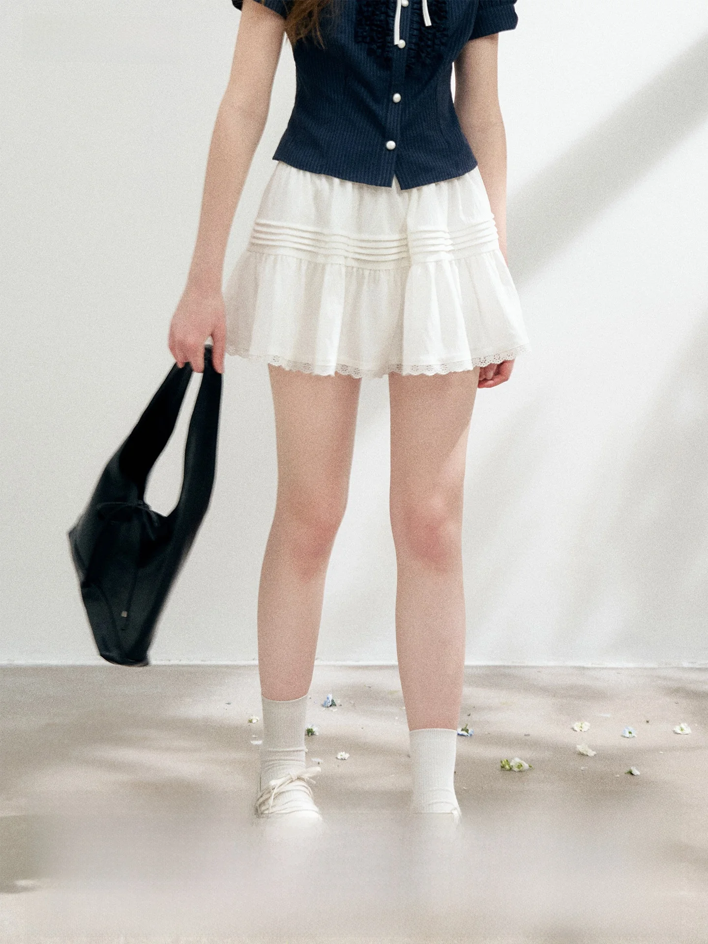 Fashionable A-Line  Skirt with Lace Trim Puffy Versatile Summer New Arrival for Teen Girls Standard Fit Casual Wear