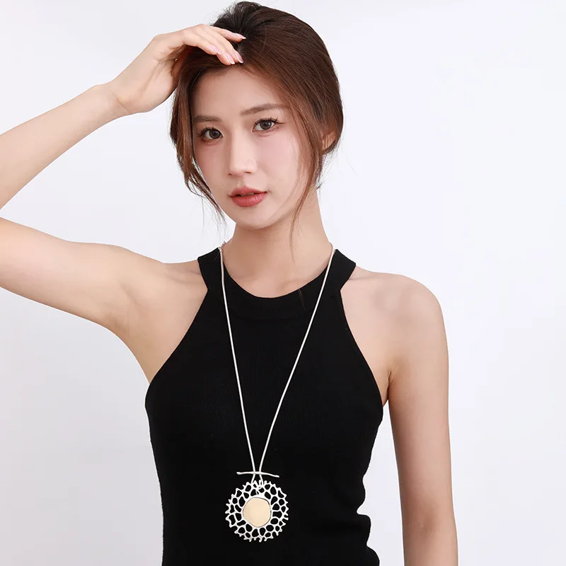 Sun shape Long Chain Necklace 2026 Korean Fashion Suspension Pendant Costume Jewelry for Women Vintage Trending Products