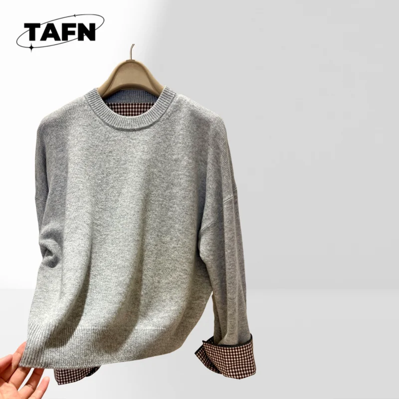 Miękki i wygodny sweter damski z dzianiny kablowej, idealny na wygodne dni, lekki i elegancki na każdą okazję AH1632