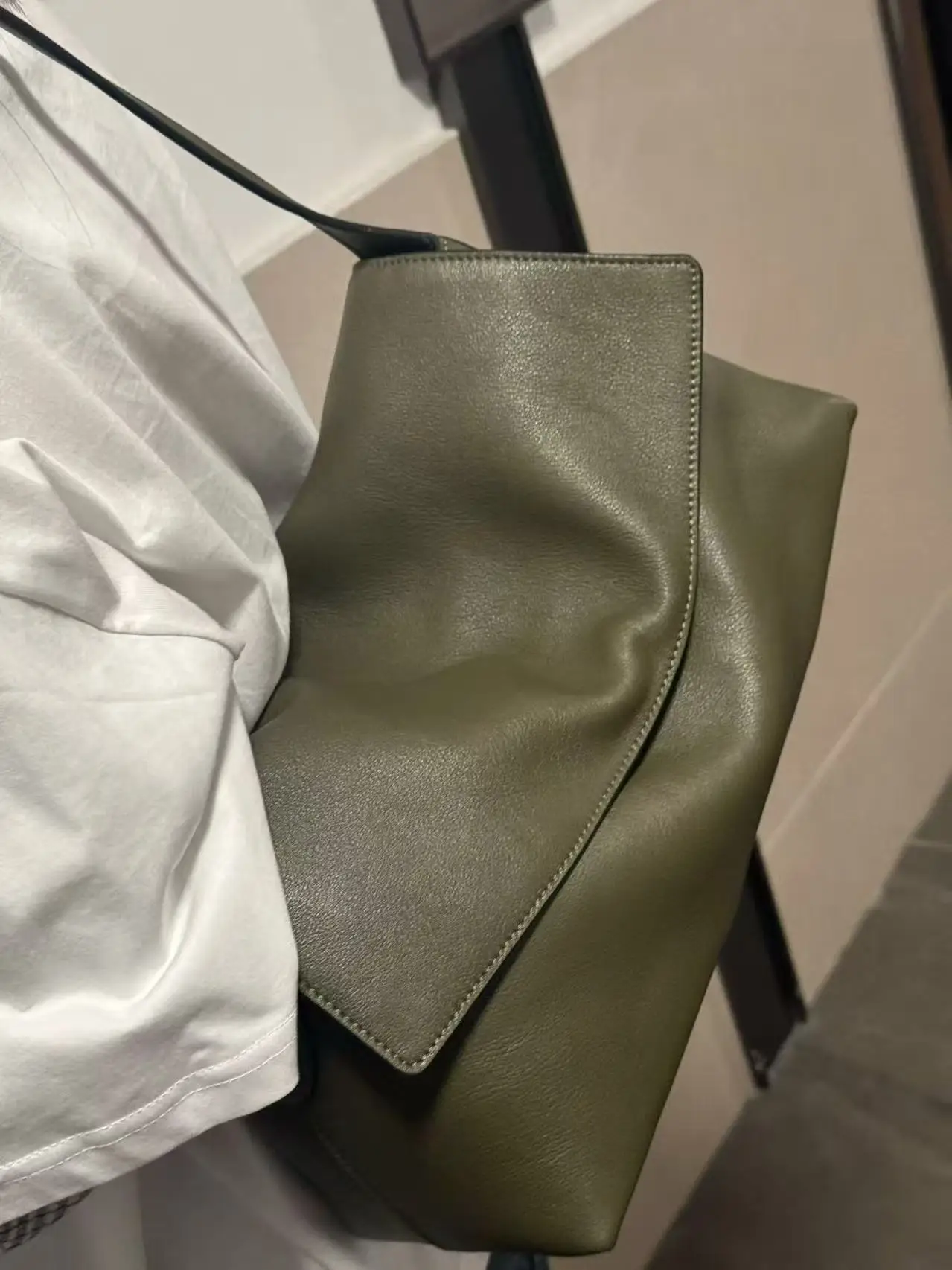 Luxury Brand Genuine Leather Women Shoulder Bags Top Quality Cowhide Leather Underarm Bags Fashion Solid Hobo Flap Chelsea Bags image 3