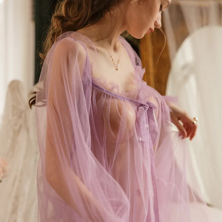 Sexy Nightdress French Vintage Princess Sleepwear Women Sleepwear Lace Nightgown Temptation Robe Perspective Emotional Underwear