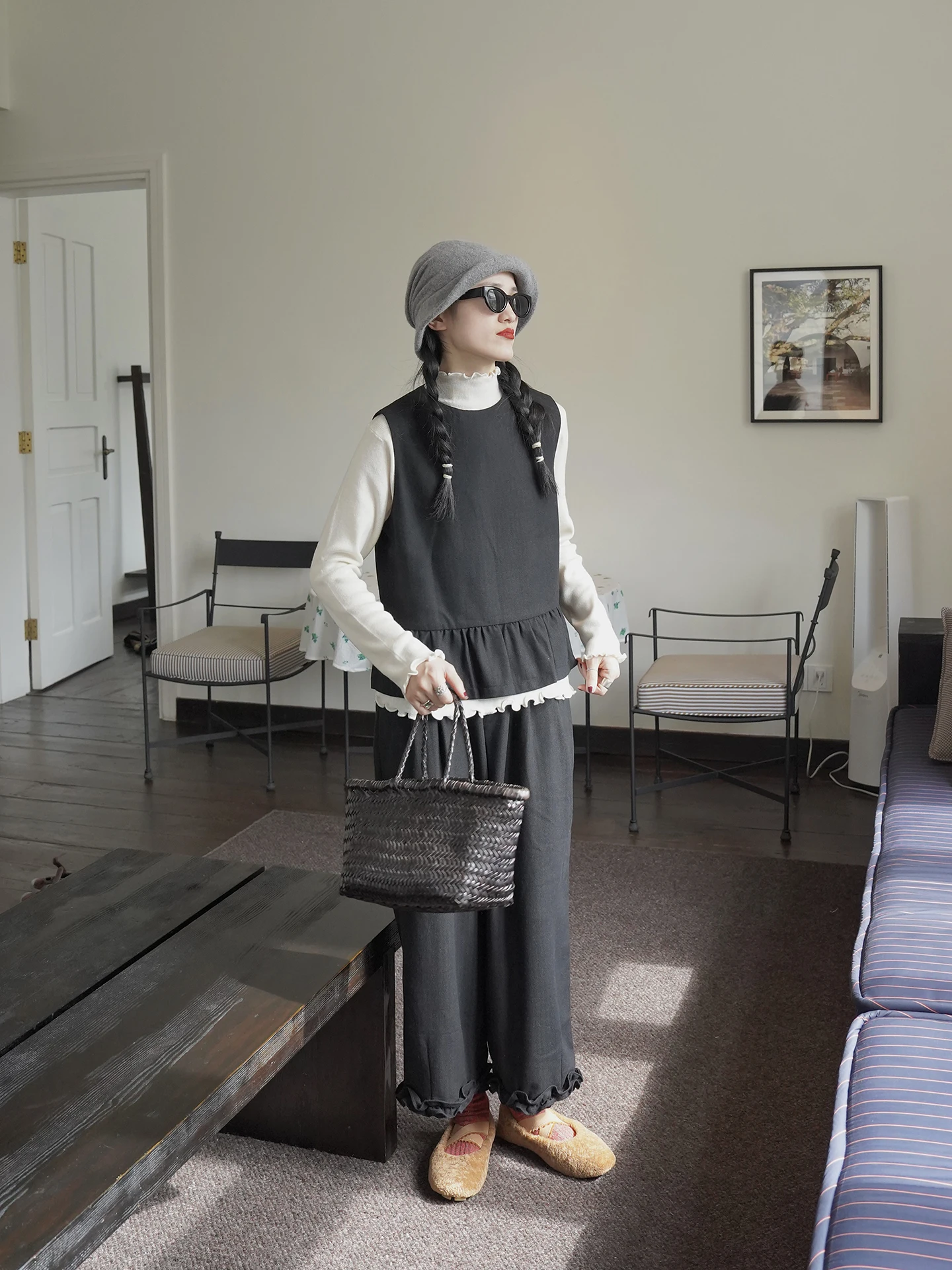 

PAROCETIN Original Japanese Sle ort Svel round Ne Lace Trim T-irt Women's Mixed Wool Lyocell Blend Doll Vest