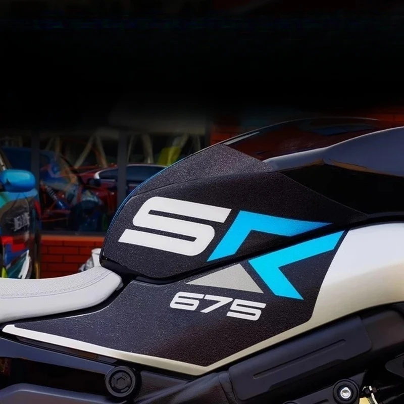 For CFMOTO 675SR 675 SR 675 SS 675SR-R 675 SR-R Motorcycle Tank Pad Sticker Anti Slip Gas Knee Grip Protection Decals
