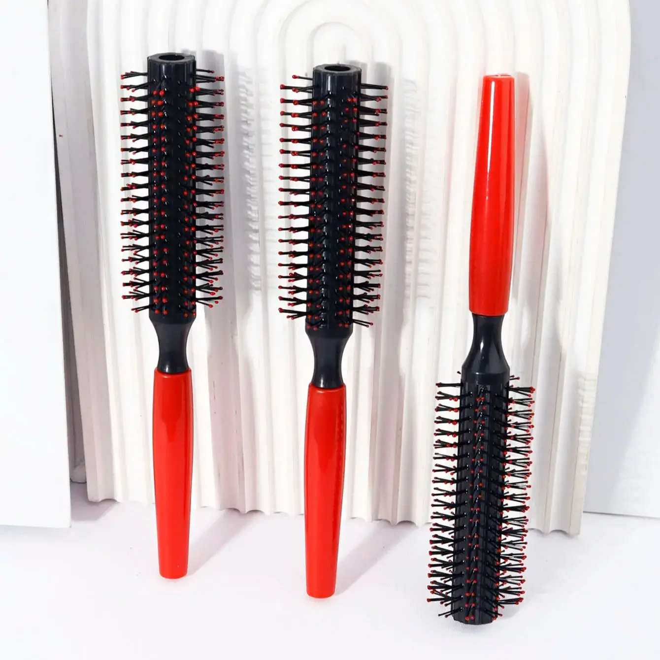 

3pcs anti-static rolling comb, heat-resistant circular curling comb, curling styling circular comb,Special for real hair wigs