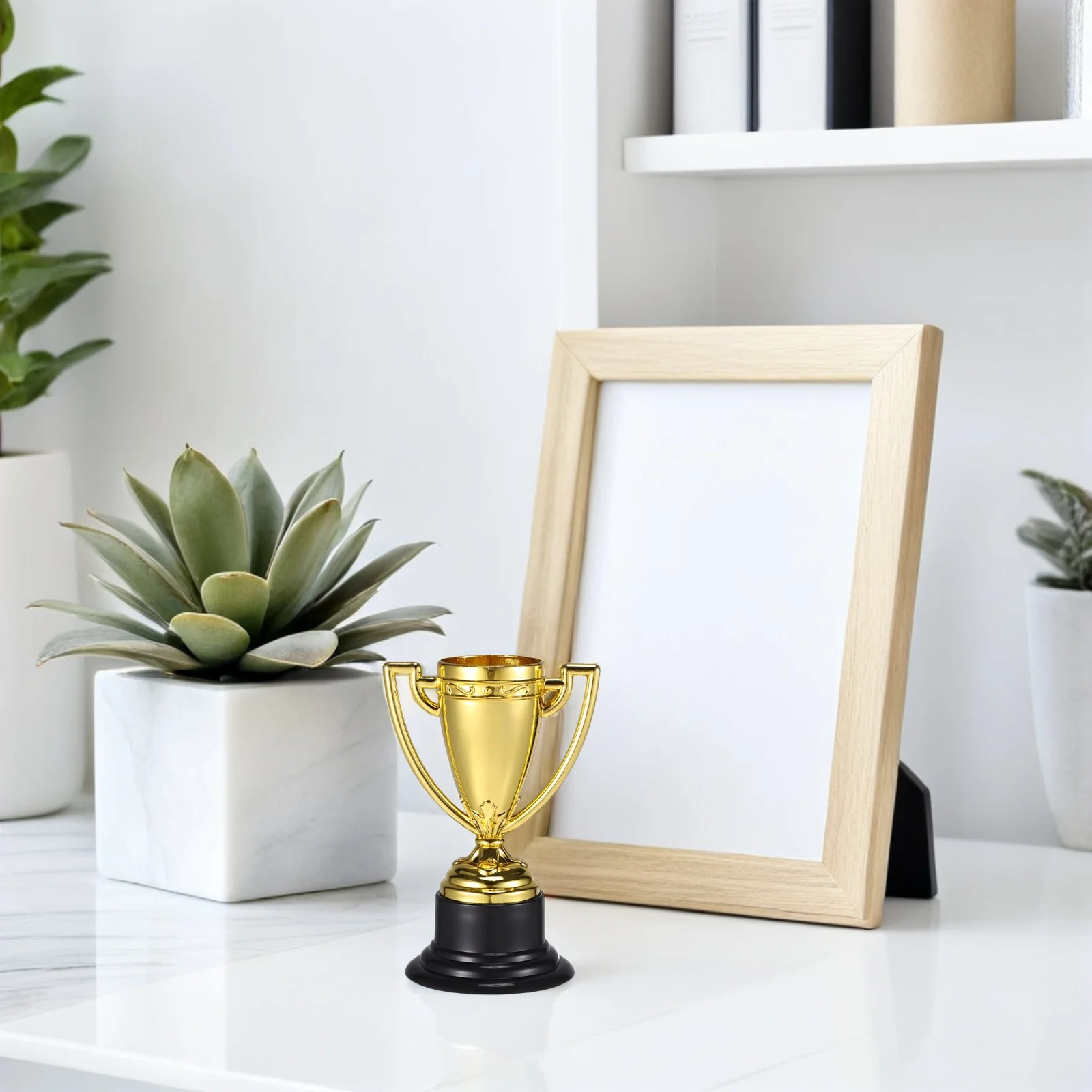 25Pcs Kids Trophy Gold Plastic Mini Small Trophies Classroom Kindergarten Competition Rewards Gold Award Trophies