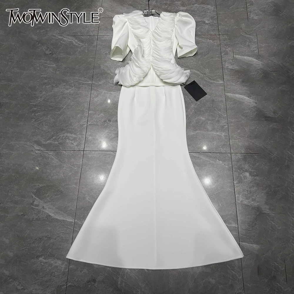 TWOTWINSTYLE Solid Spliced Folds Two Piece Set Female O Neck Short Sleeve Top Commute Elegant Women's Skirt Sets New KBL563183