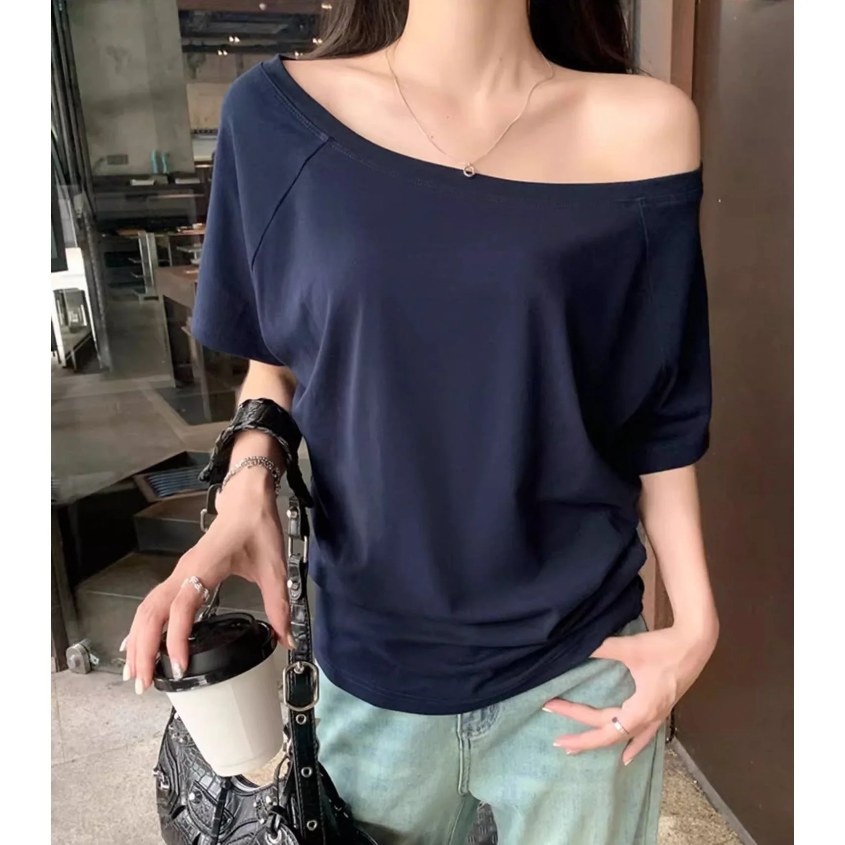 Serene Boat-Neck Everyday Top S7d2888885e28415a87fde9a357e2226cA