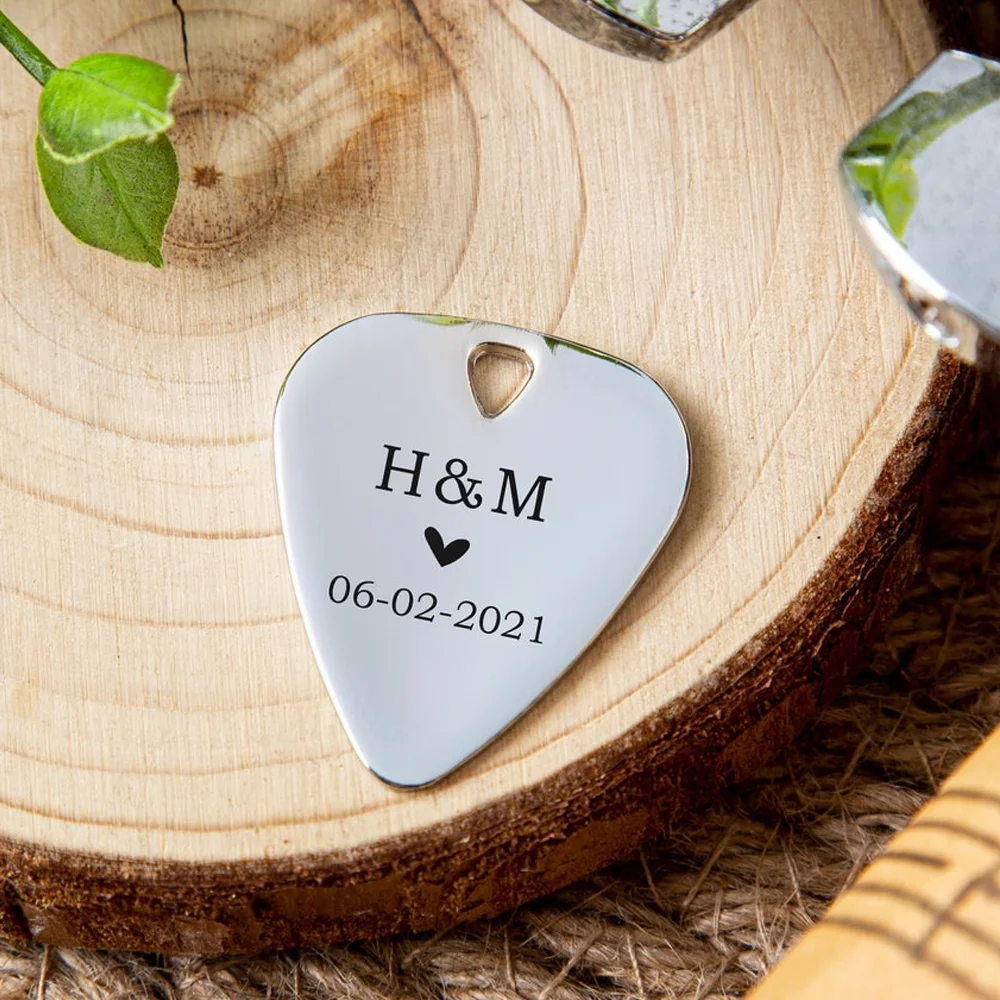 

Изготовленные на заказ медиаторы для гитары, персонализированные медиаторы из нержавеющей стали для гитарных медиаторов с гравировкой логотипа, подарок на день Святого Валентина для парня