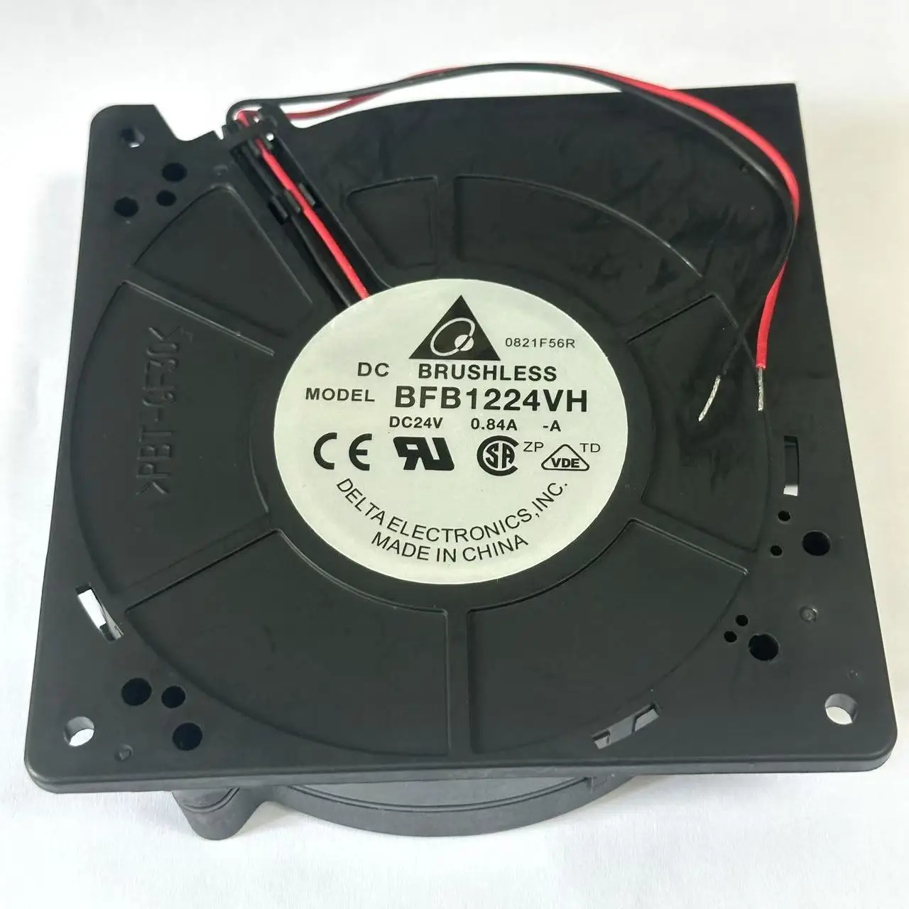 

Delta Electronics BFB1224VH DC 24V 0.84A 120x120x32mm 2-Wire Server Cooling Fan