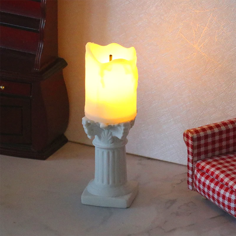 1:12 casa delle bambole in miniatura Retro candeliere LED lampada a candela modello lampione decorazioni per la casa giocattolo casa delle bambole accessori