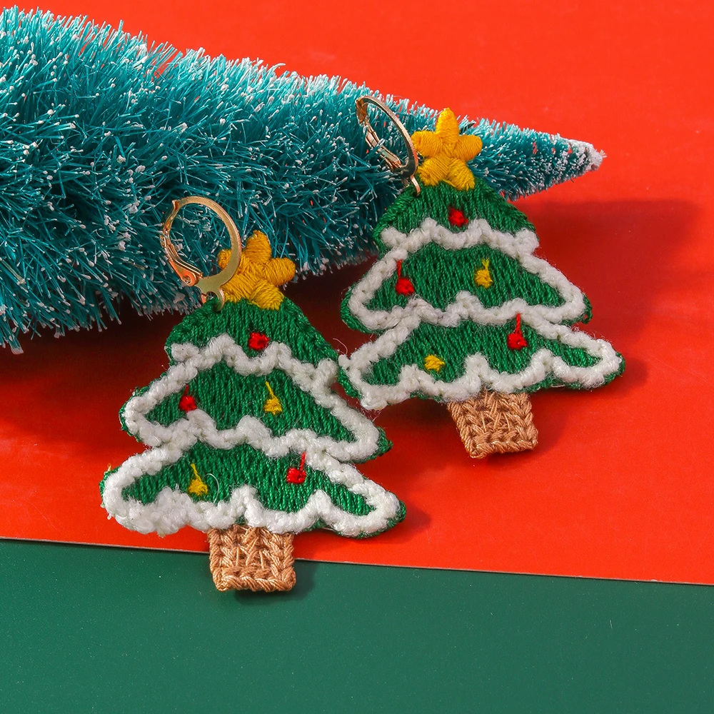 Cute Handmade Knitted Christmas Drop Earrings Deer Elk Snowman Earrings for Women Girl New Year Party Holiday Jewelry Gifts