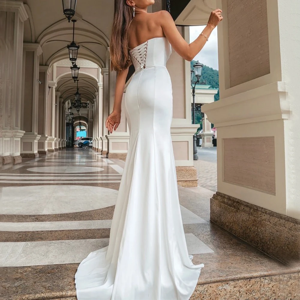 Encantador vestido de novia personalizado de sirena con cuello en V sin tirantes con cuentas y plisado tren de tul desmontable vestidos hasta el suelo