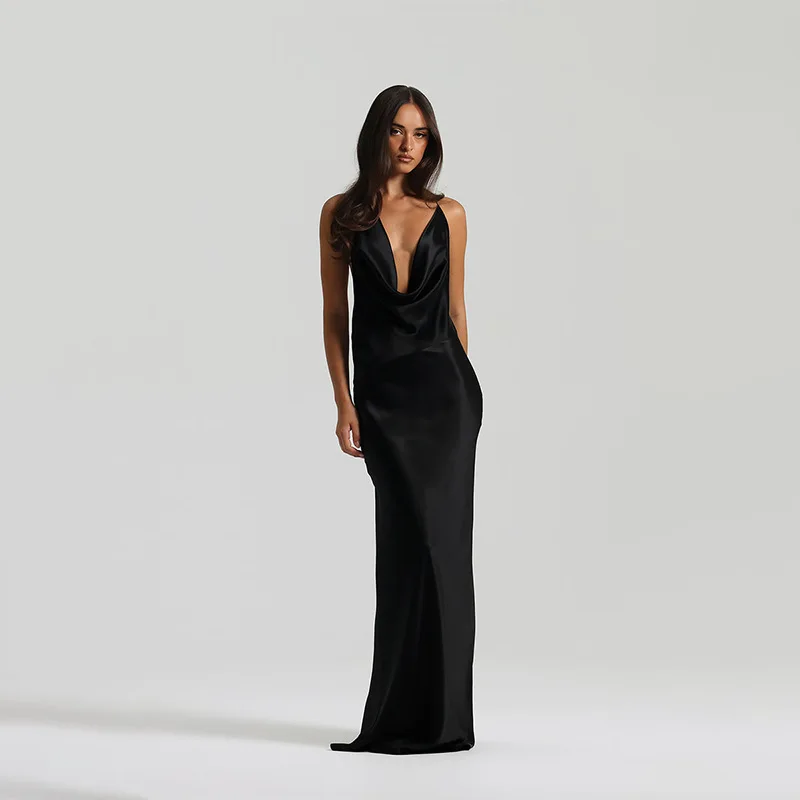 

New European and American Style Solid Color Sleeveless V-Neck Halter Lace-Up Bodycon Backpack Dress