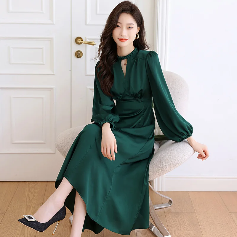 

Women's Spring and Autumn Satin Long Sleeve Temperament Goddess Style Pleated Romantic Waist Dress