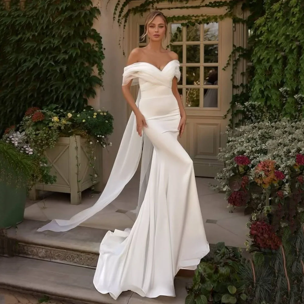 

Luxury Off Shoulder Wedding Gown With Train Back Brides Elegant Bridal Dress for Brides Customized Mermaid Wedding Party Dress