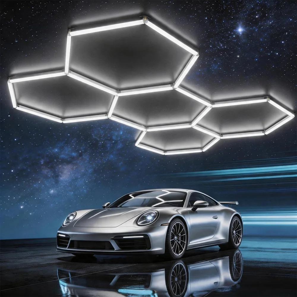 Image of Ein Set von 6500K Wabenförmigen Sechseck-LED-Leuchten mit kaltweißem Licht, zum Selbermachen in verschiedenen Formen, geeignet für Garagen, 4S-Werkstätten, Friseursalons, Autowaschanlagen.