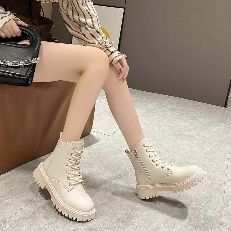 Women\'s Warm Short Plush Ankle Boots Winter 2024 PU Leather Waterproof Snow Boots Women Non-Slip Lace Up Platform Combat Booties