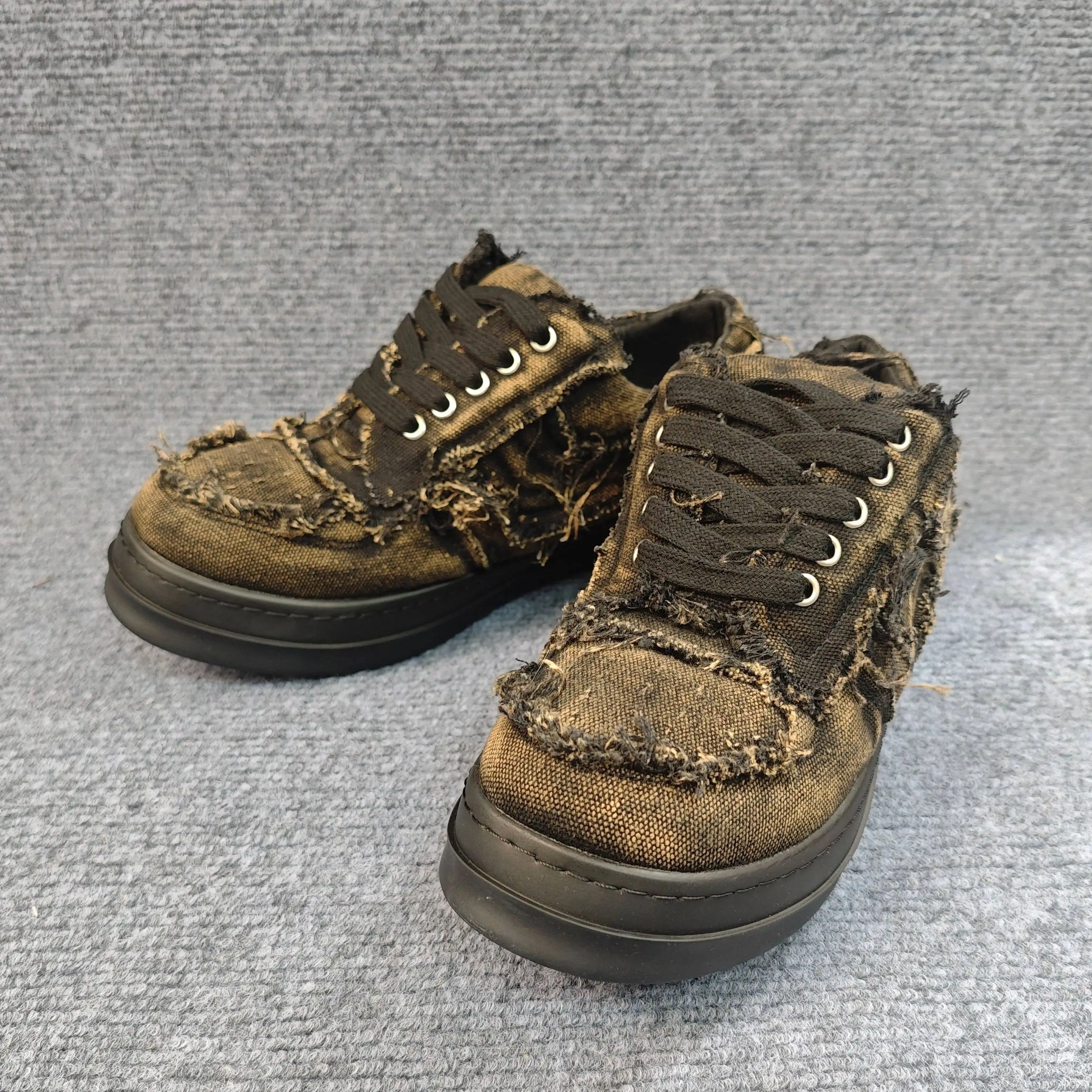 2026 Couple Low Top Sneakers Ragged Distressed Big Triangle Thick Sole Height‑Up Vintage Fringe Trendy Daily Street Casual Shoes