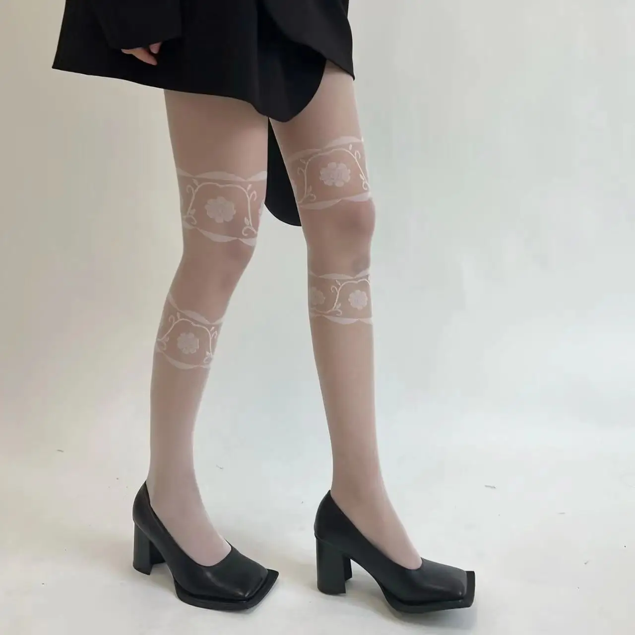 

Summer Thin Retro Patterned Women's Pantyhose Simple Flowers Hottie Sexy High-Elasticity Tights Covering Yarn Hosiery