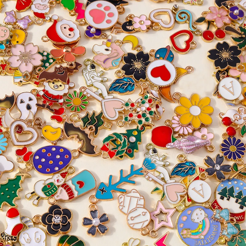 Leslie Hot Sale 10-30pcs Mixed Cute Heart Animal Charms Flower Fruit Rainbow Charms for DIY Jewelry Making More than 5000 Styles