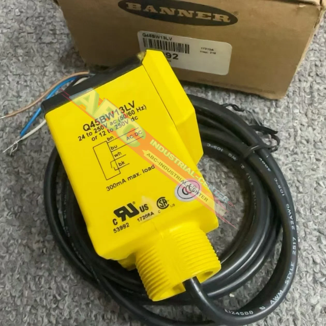 Ultrasonic Testing Sensor Q45BW13LV  100%NEW QM30VT2 T30UXDA