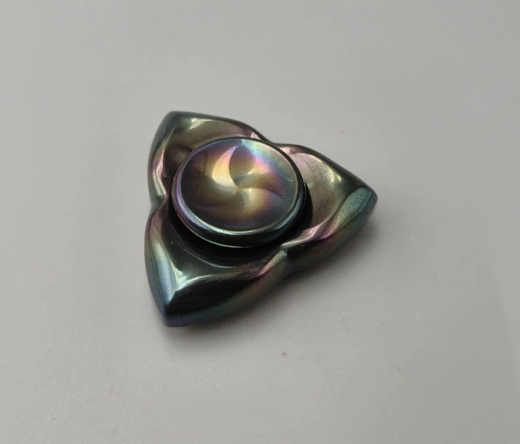 

USED EDC BB Zirconium Rainbow spinner fingertip gyroscope Decompression toys