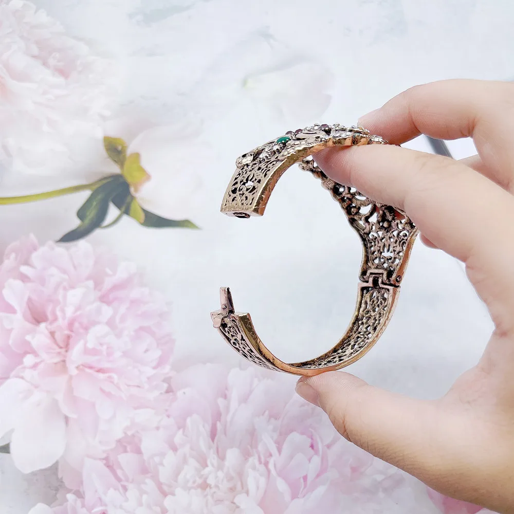 Neovisson Exquisite Indian Turkish Bangle For Women Antique Gold Color Crystal Bohemia Wedding Jewelry Bride Gift 2022