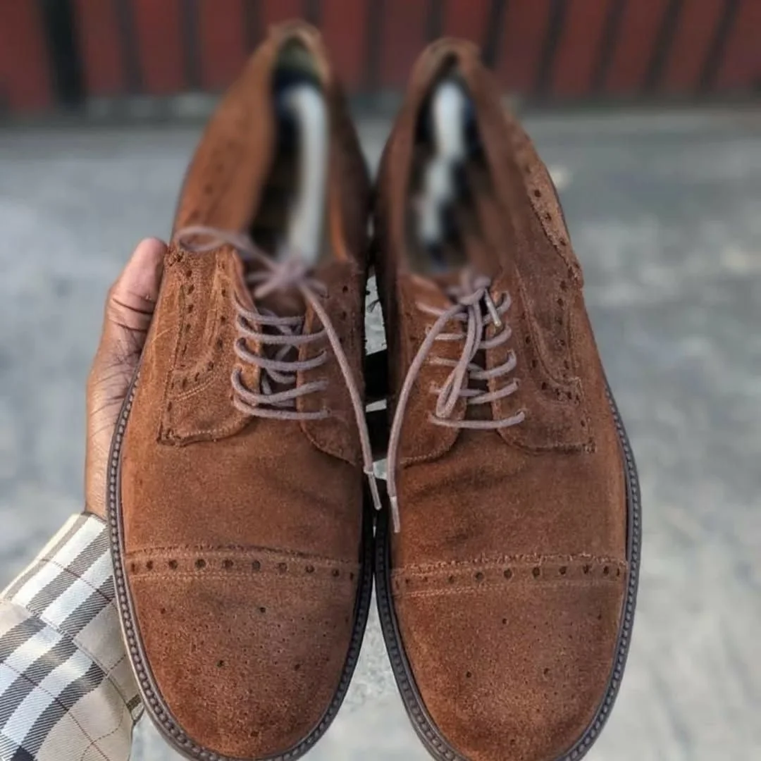 브라운 레이스업 플리스 남성 구두 남성 드레스 슈즈 얕은 펌프스 고품질 파티 슈즈 패션 큰 사이즈 47 여성용 신발