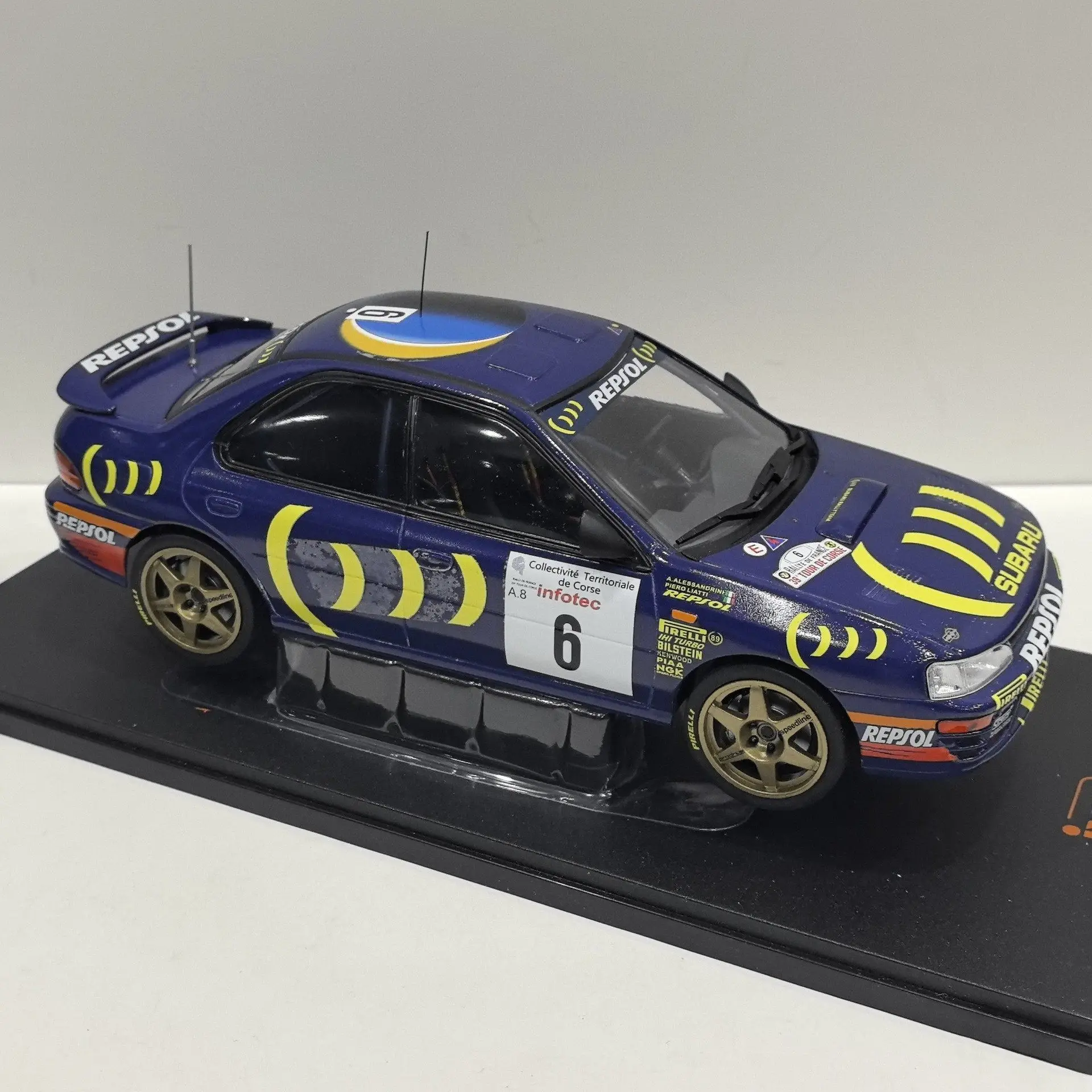 Lackfehler und -defekte bei Diecast IXO 1/18 Maßstab IMPREZA #   6 1995 Rallye-Auto R2 Legierungsautomodell