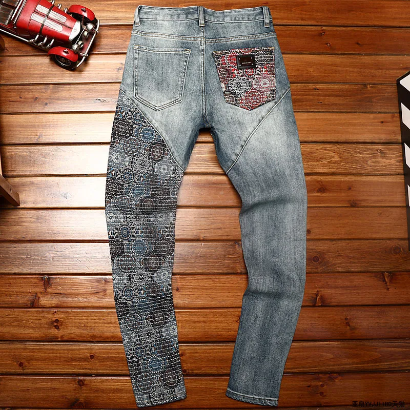 Pattern Embroidered Jeans Men's 2024 Fashionable New Men's Street Stretch Personality Handsome Casual Retro Distressed Trousers