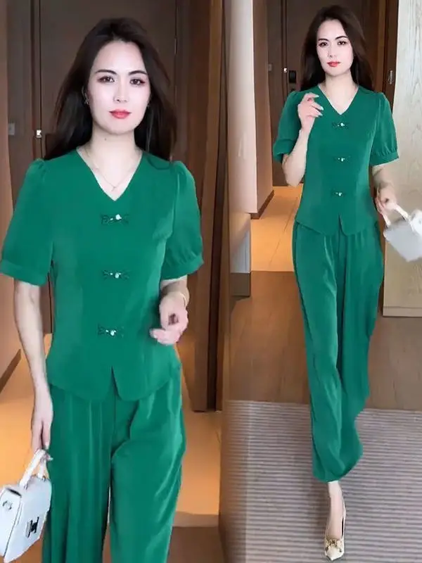 

Fashionable Mommy Set Women's Summer New Style Slimming Button Short Sleeve Top Wide Leg Pants Two Piece Set Korean Style Cas...
