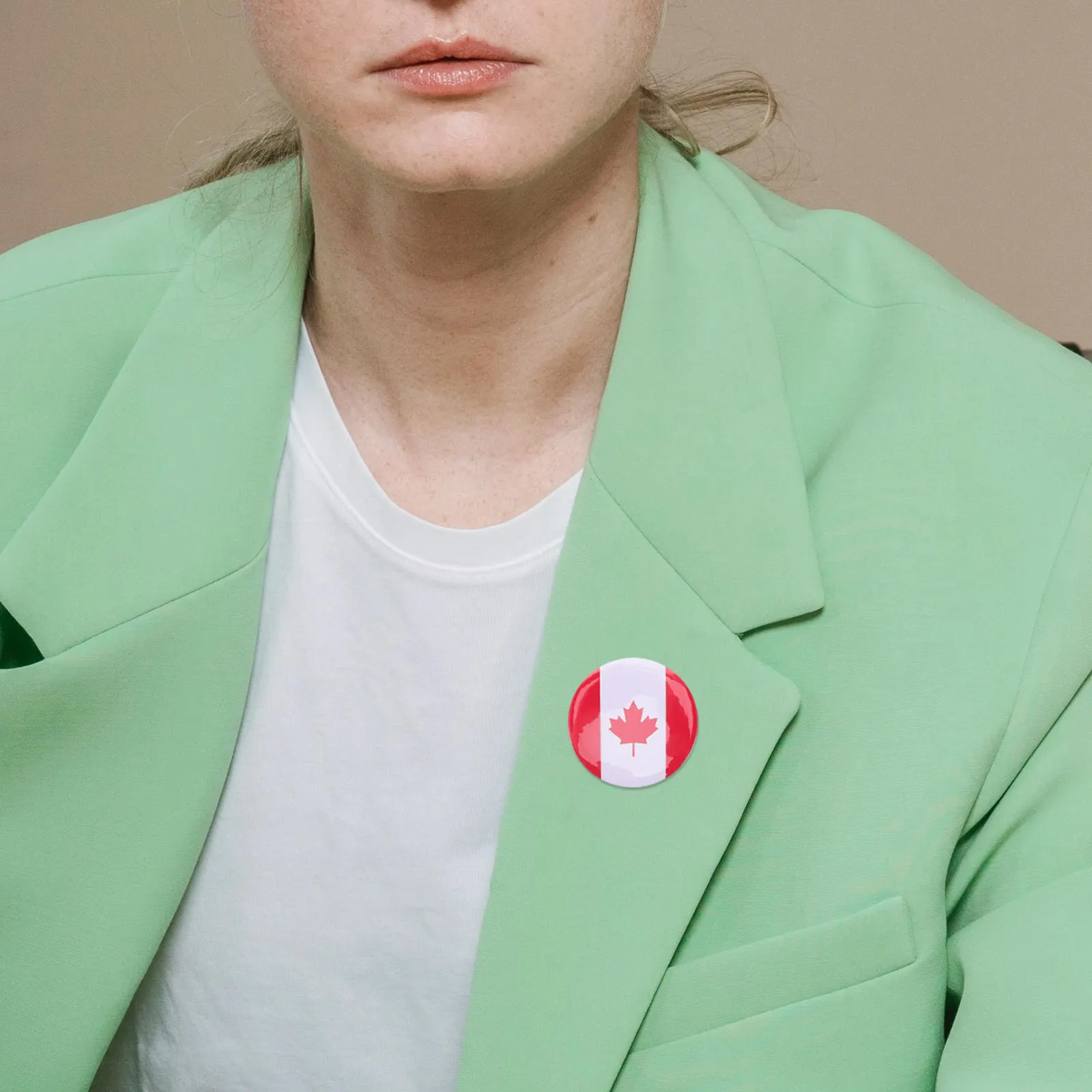 10Pcs Canada Maple Leaf Brooch Decorative Metal Badge for Party Outfit Canadian Pin Badge Brooch Canadian Maple Leaf