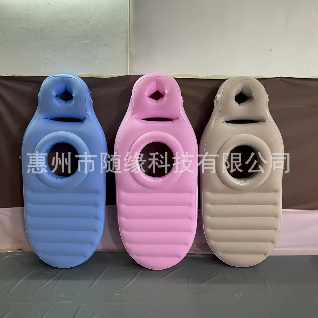 

Cross-border spot PVC inflatable maternity mattress sleeping mattress concave and convex comfortable pregnant women O-type sleep