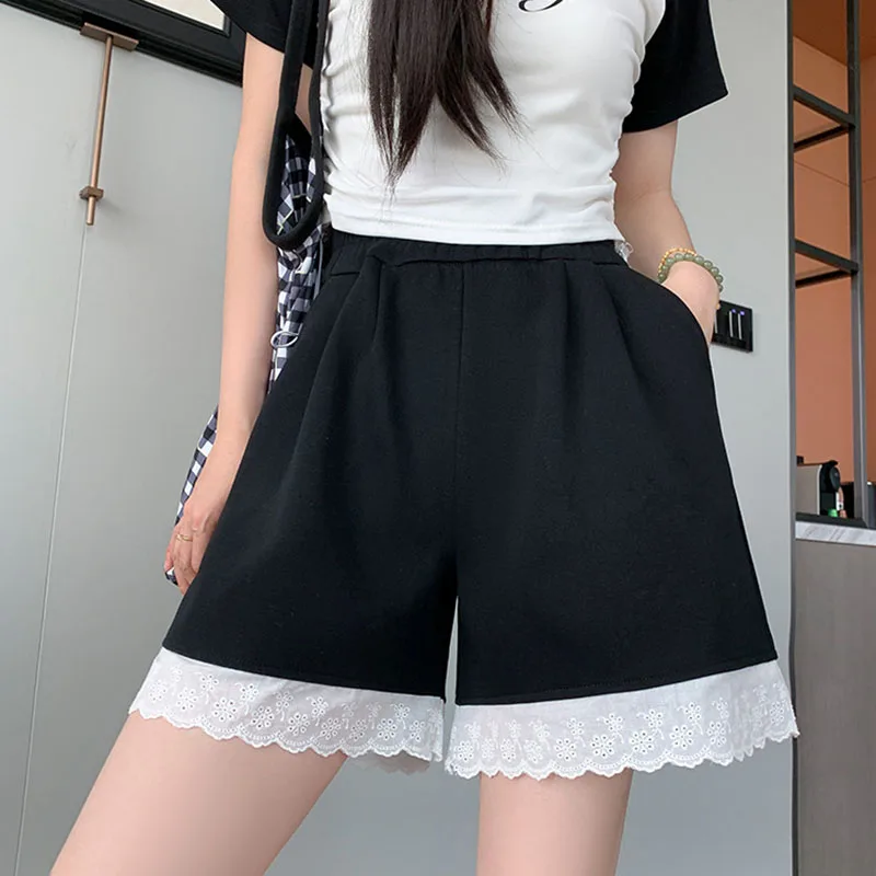 Pantaloncini da donna larghi basic estivi Pantaloncini a gamba larga patchwork in pizzo stile coreano Pantaloni corti casual da donna All-Match