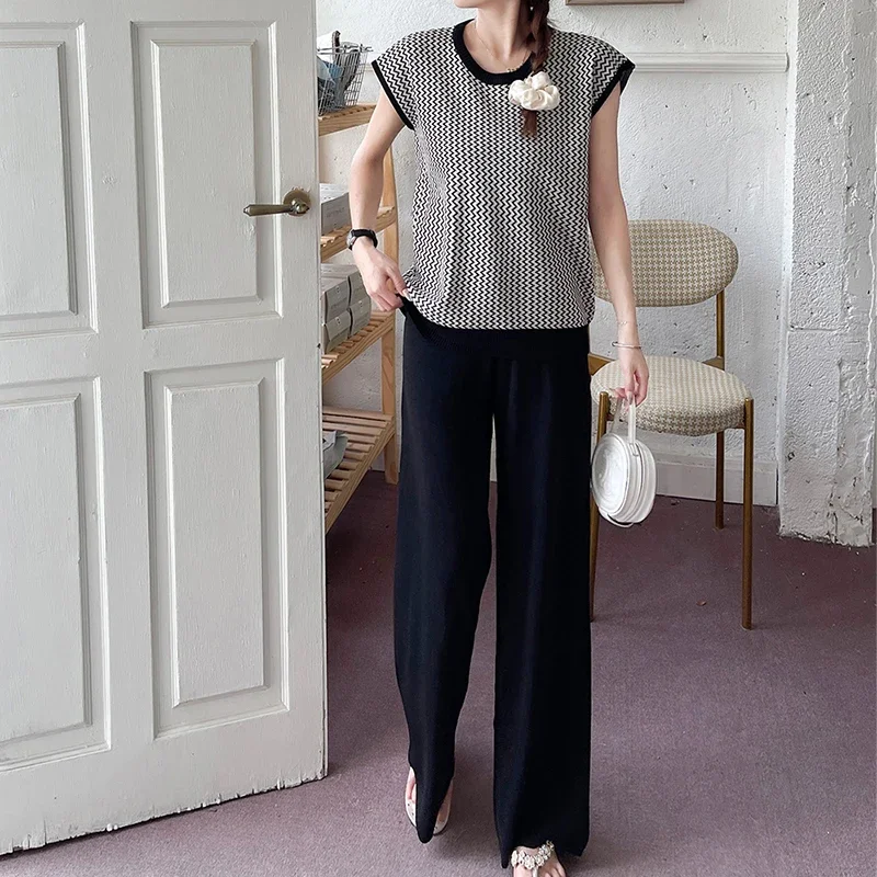 Women New Summer Casual Loose Knit Set Contrast Color Striped O-neck Sleeveless Tops and Solid High Waist Wide Leg Pants Outfit