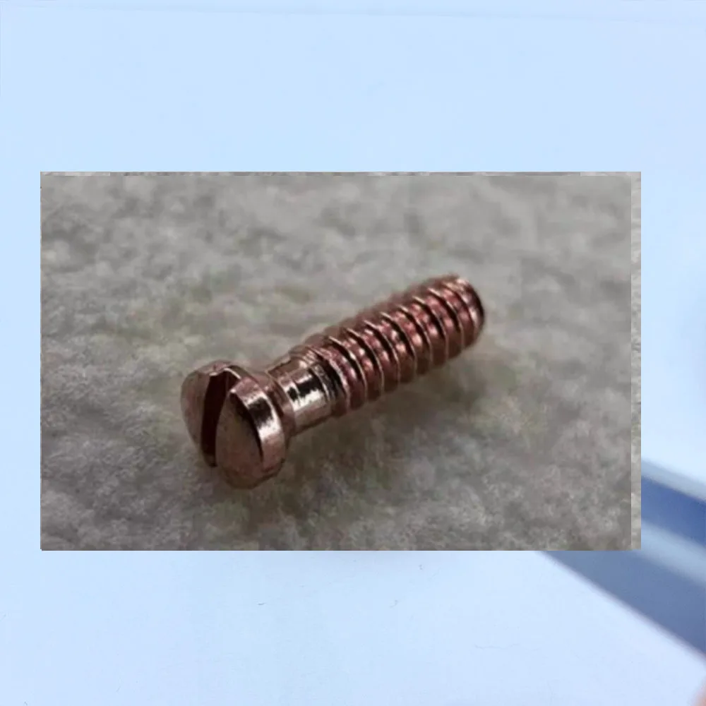 Adecuado para el tornillo de reloj J0aeger LeCoultre Master. La longitud total del tornillo delantero es de 3,5 mm x 0,9 dientes de tornillo y el scr trasero.