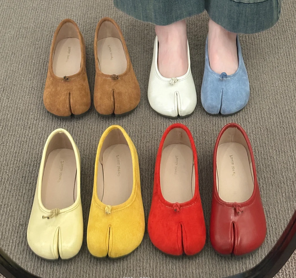 2025 Japanese Style Tabi Ninja Shoes Women Retro Suede Flats Split Hoof Toe Boat Shoes Femme Mary Jeans Mocasines Ballerina Shoe image 2
