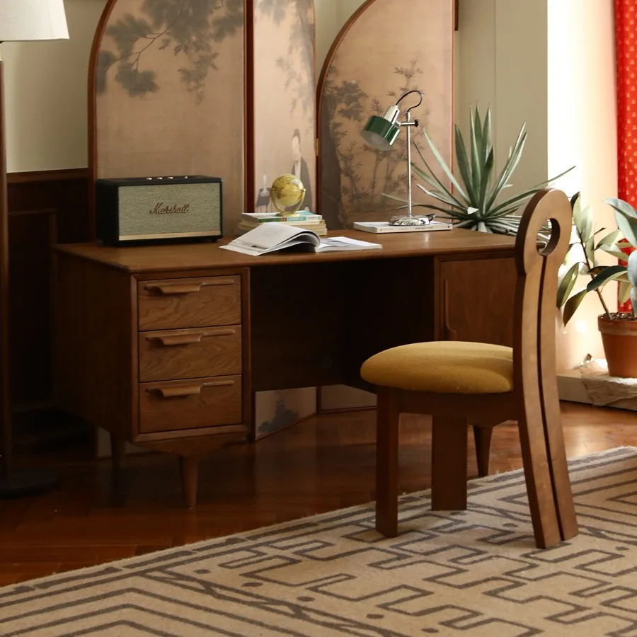 All solid wood log retro desk desk solid wood cherry wood writing table