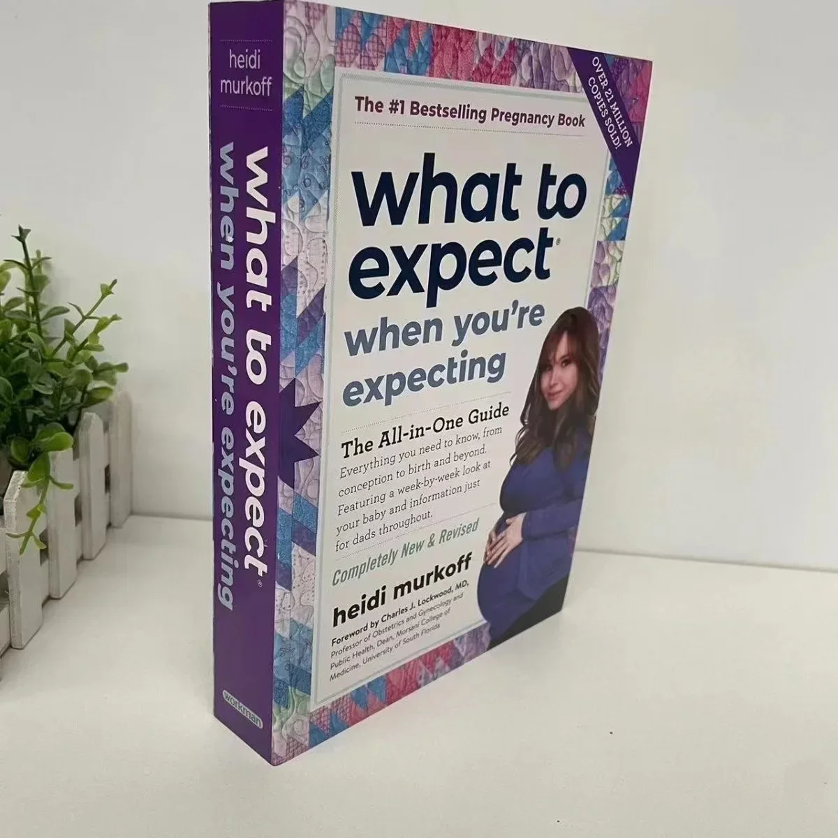 What To Expect When You're Expecting Paperback Book in English