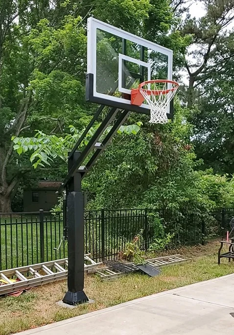 Fornecimento de fábrica em equipamento de treinamento à terra cesta de basquete de vidro temperado com suporte para uso interno e externo de competição