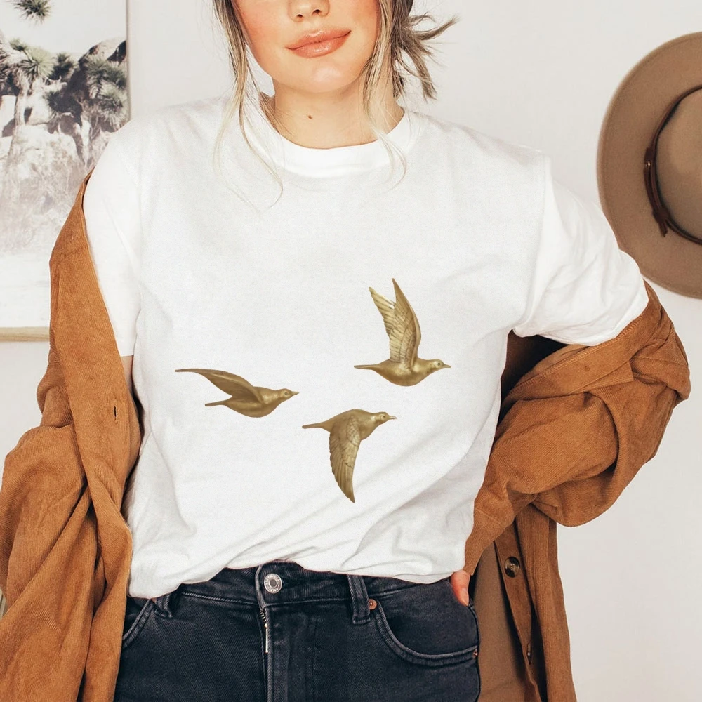 グラフィック Tシャツゴールデンバードフライングプリント Y2k スタイル Tシャツエレガントカジュアルコットン服トレンディアートファッション光沢のあるデザイントップス
