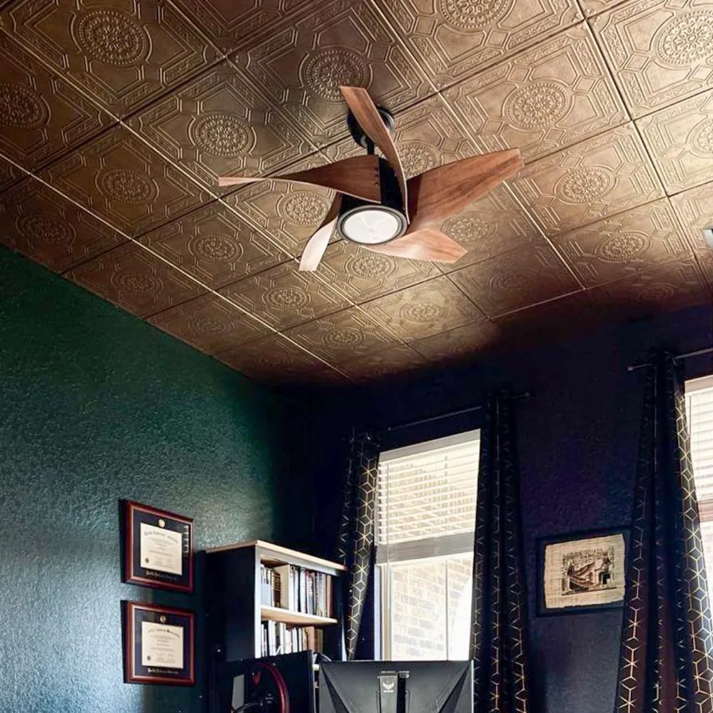 CEILINGS R30 Azulejo de techo adhesivo de espuma Kensington Gardens (128 m2. ft./Caja), paquete de 48, blanco ultra puro - Satinado