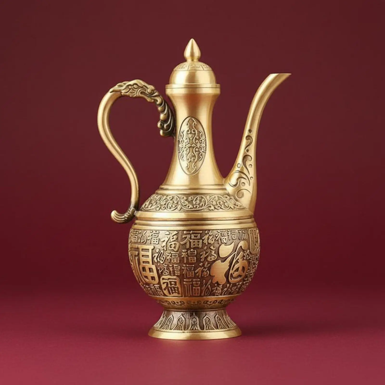 Brass Wine Decanter Golden Luster Luxury Decoration Vase Historic Design Centerpiece for Modern Setting Banquet Table