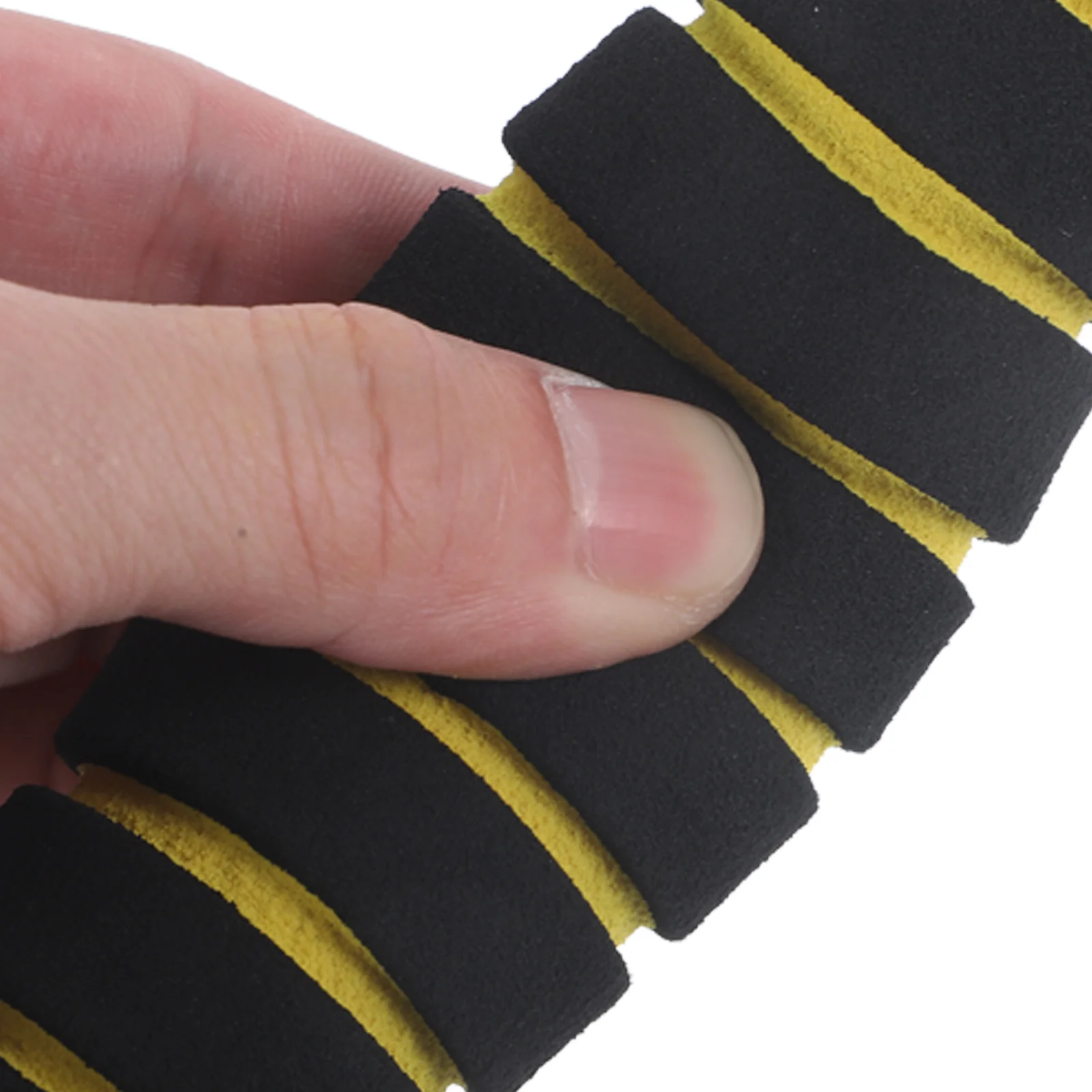 

2 Pairs Kayak Paddle Non-Slip Grip Covers Sponge Handle Wraps Protective Anti-Skid Hand Paddle Grip Accessories Professional