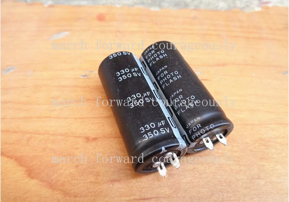 

Конденсатор для фотосветосъемников Ruby 350V 330UF 450V 200UF 360V 200UF